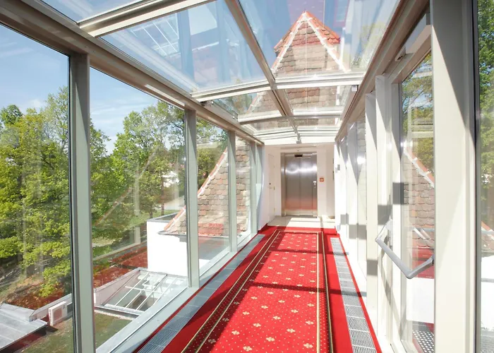 Hotels in Geras