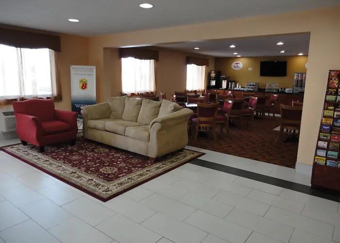 Super 8 South By Wyndham