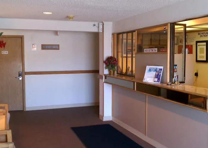 Colorado River Value Inn