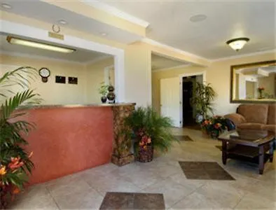 Super 8 By Wyndham Colorado Springs/Chestnut Street