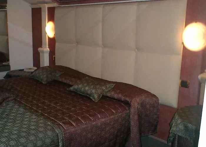 Hotel Motel 2