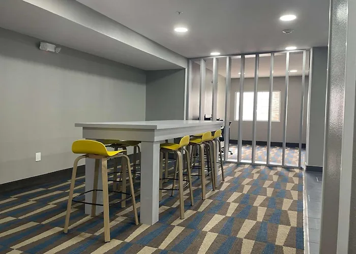 Microtel Inn & Suites By Wyndham Bossier City