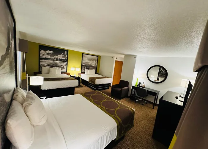 Forest City Inn