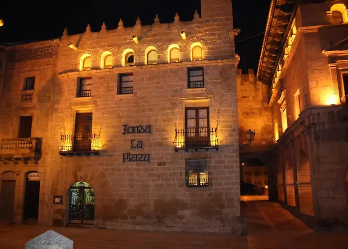 Fonda La Plaza