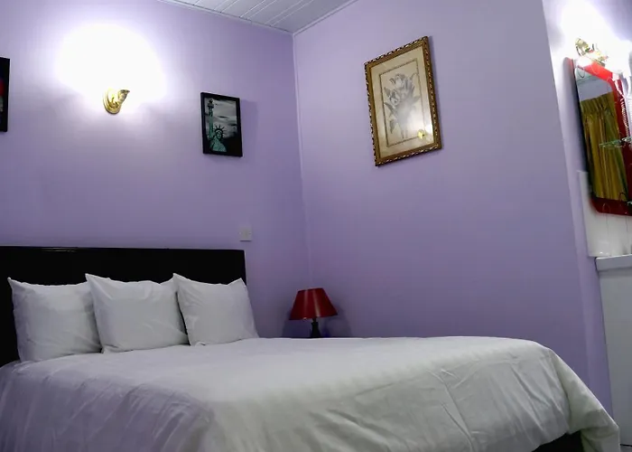 Pg Quality Inn