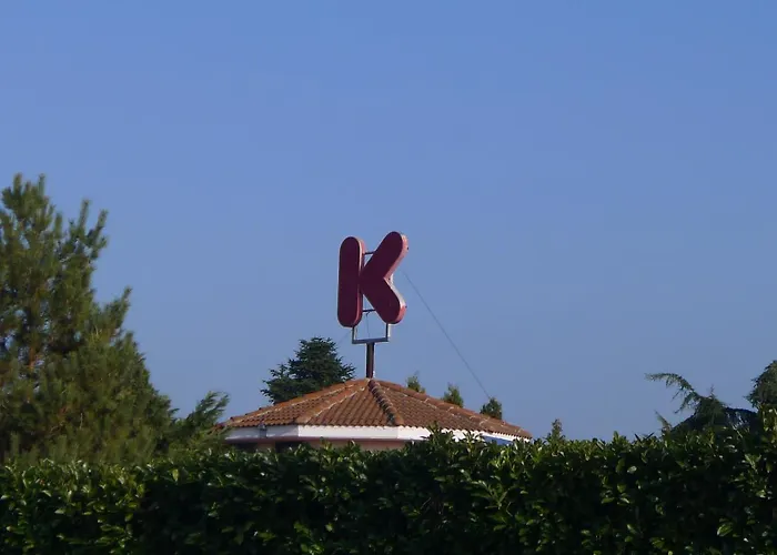 Hotel Motel K