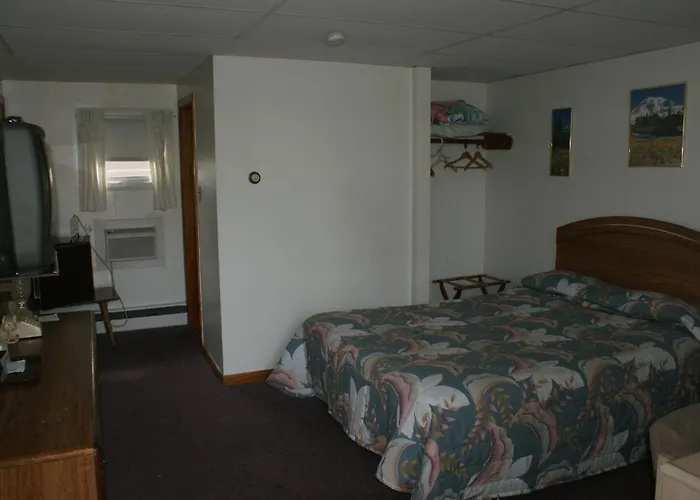 Northern Peaks Motor Inn