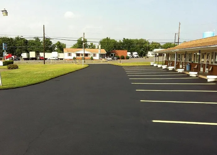 Budget Inn Mifflintown