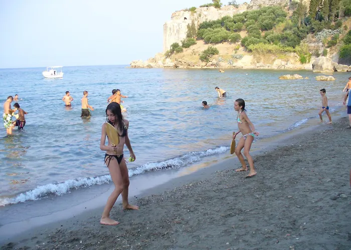 Koroni (Messinia) Cheap Hotels