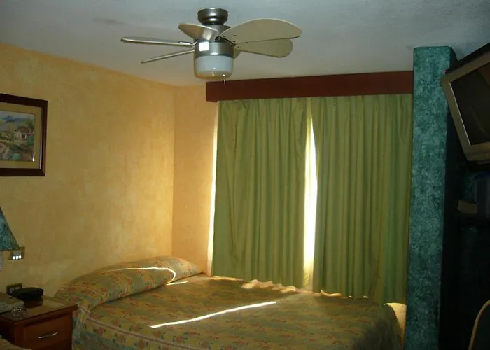 Hotel Del Rio Inn