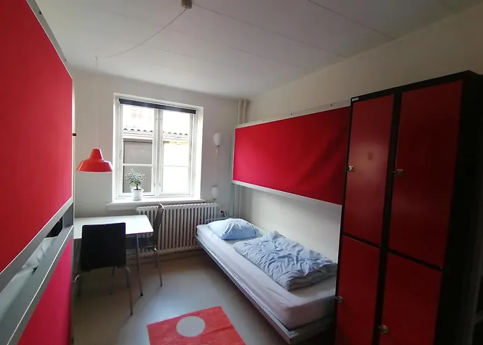 Femmasteren Hotel&Hostel