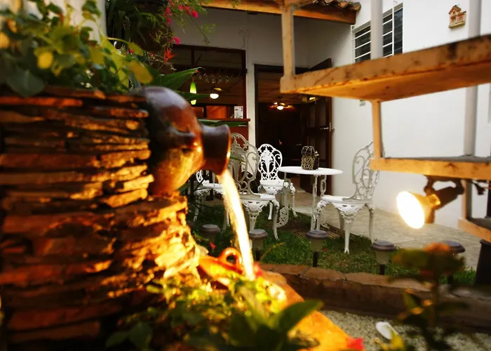 Hotel Tazumal House