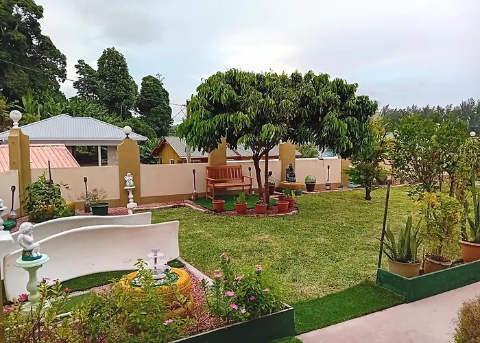 La Residence D'Almee Guesthouse