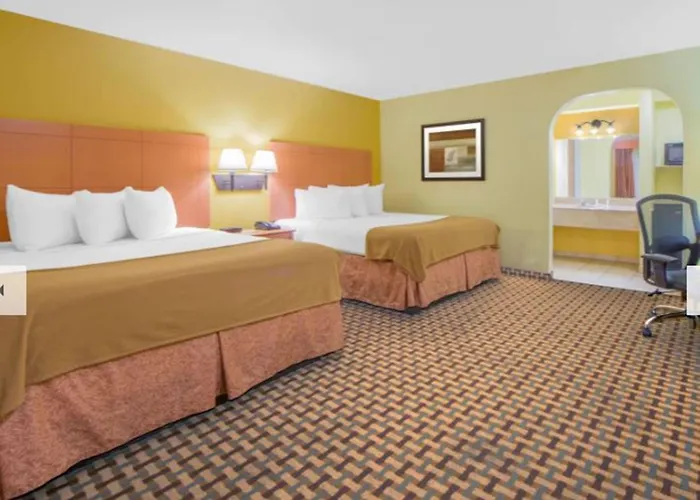 Days Inn By Wyndham Lubbock South