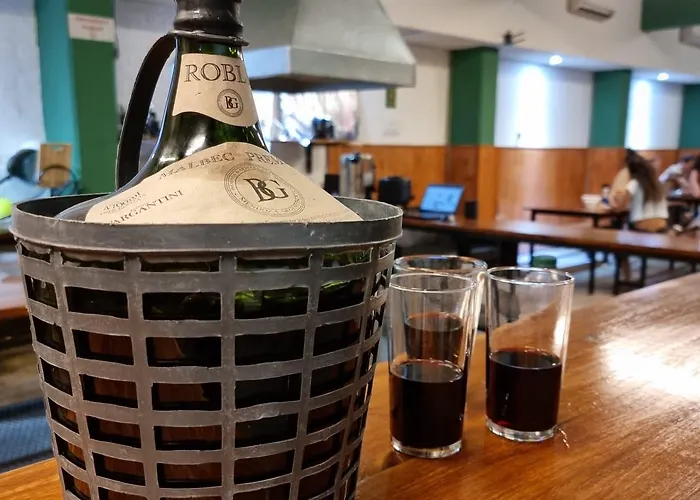 Clover Hostel
