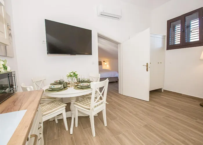 Mind Apartment And Rooms