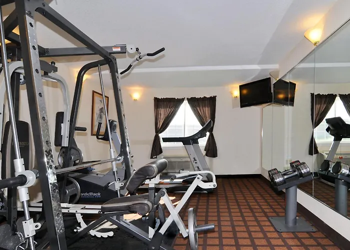 Beaumont City Center Hotels