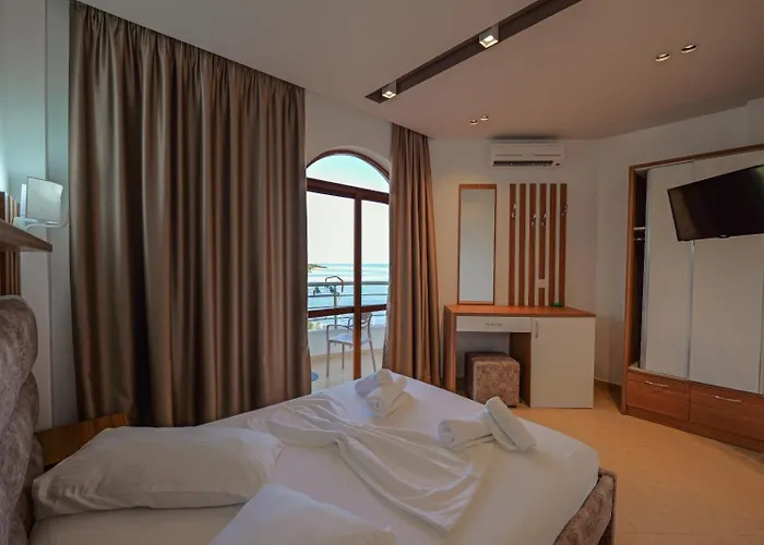 Ksamil Hotels