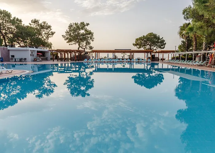 Fun & Sun Club Saphire