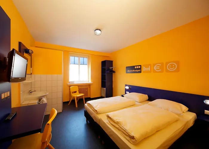 Bed'Nbudget Expo-Hostel Dorms