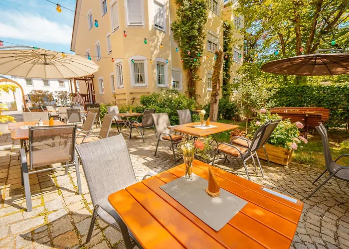 Bavaria Lifestyle Hotel Mit Klimaanlage, 18M Indoorpool