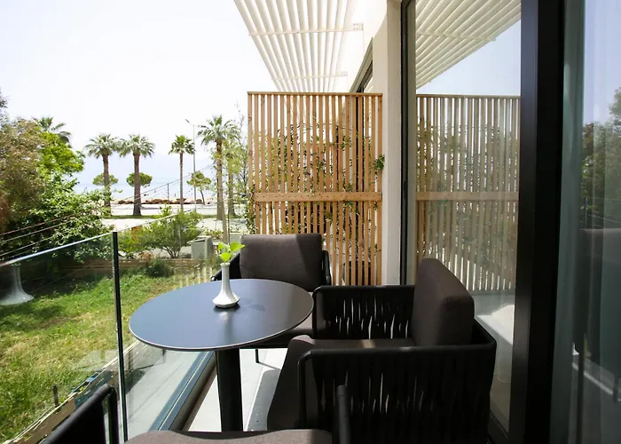 Charm Hotel