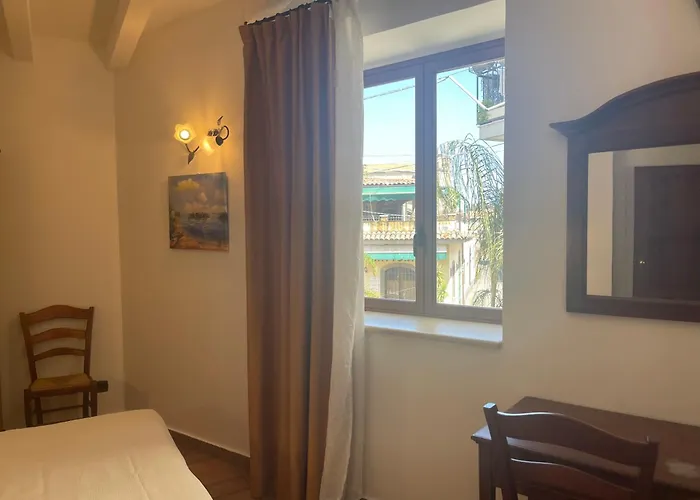 Hotel Capomulini 3 Stelle
