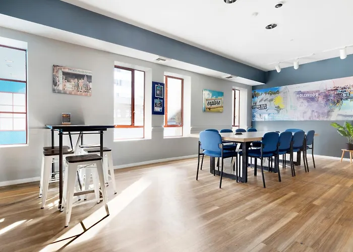Beverly Hills Hostels