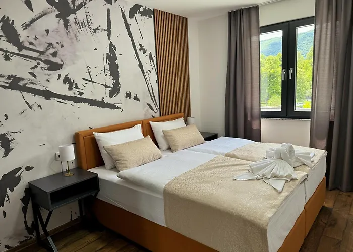 Hotel Turist 98