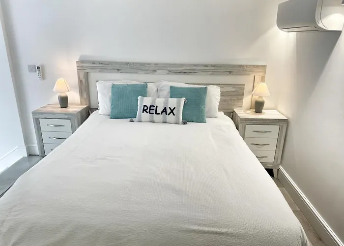 Luxury Catalan Bay Beach House - Sea + Rock Views