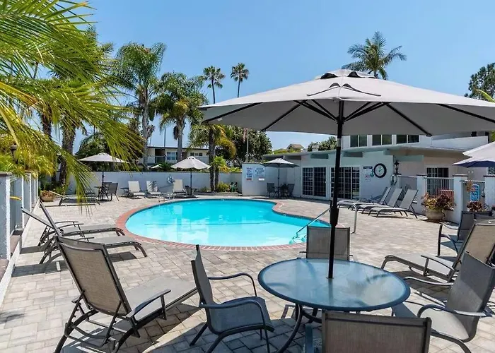 Carpinteria Beach Studio Condo
