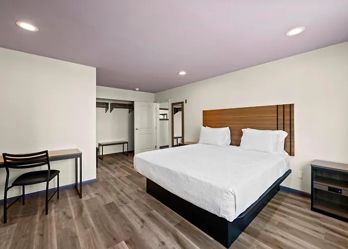 Hyland Inn Long Beach