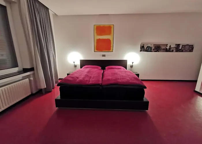 Hindenburg Hotel