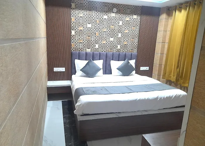 Hotel Asha Delight