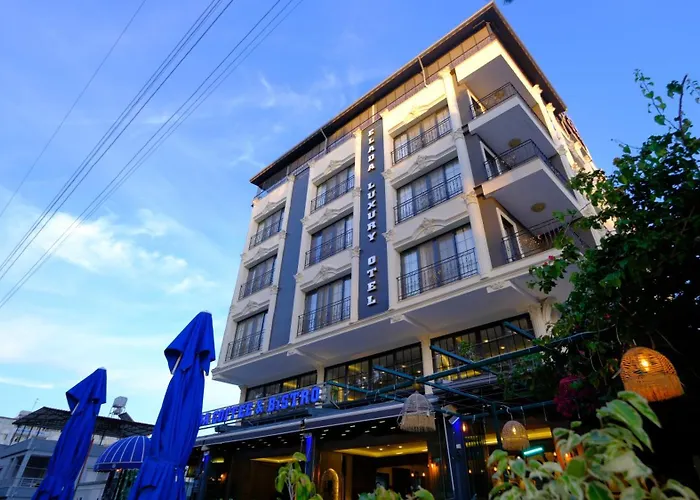 Elada Luxury Otel