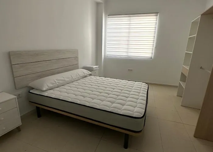 Habitaciones Privadas Con Bano Compartido En Espectacular Piso