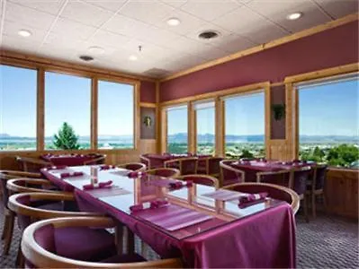 Longhorn Hotel