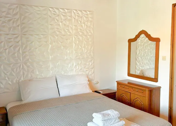 Mak Hotels