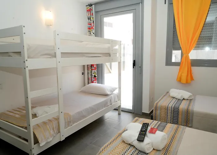 New Art Hostel - Albergue Juvenil
