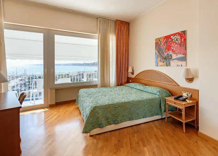 Hotel Scogliera