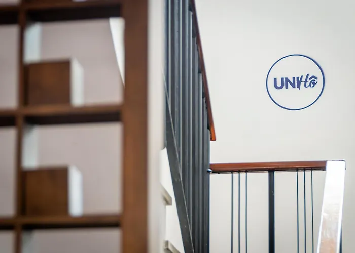 UniHo Hostel