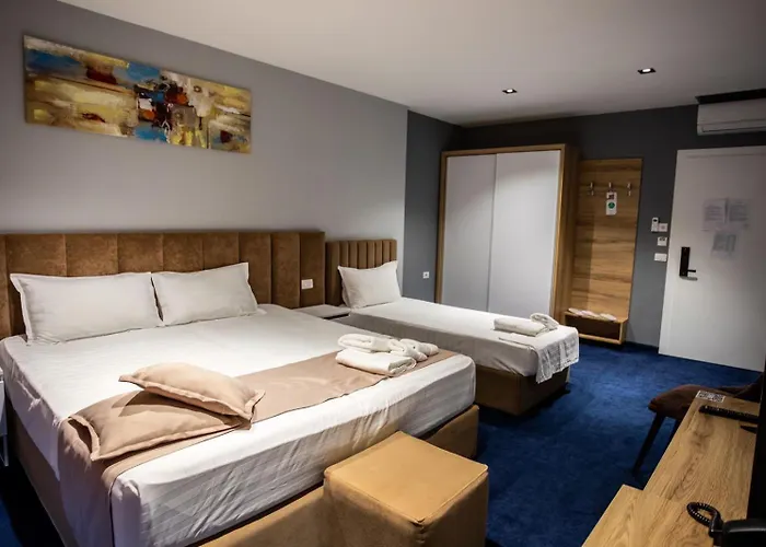 Hotels in Shëngjin