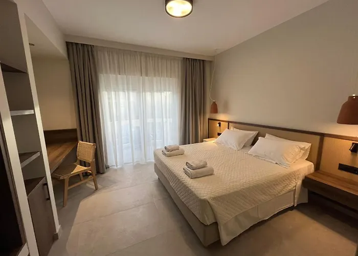 Mediterranean Sea Top Floor
