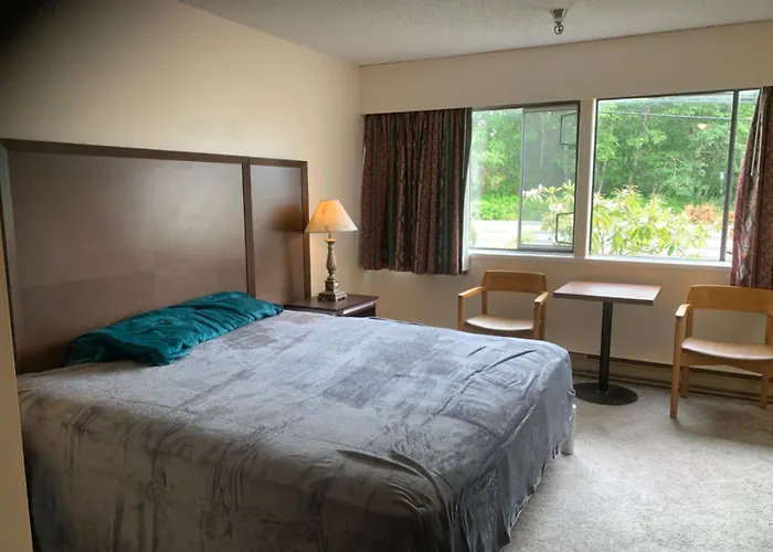 Providence Place Inn