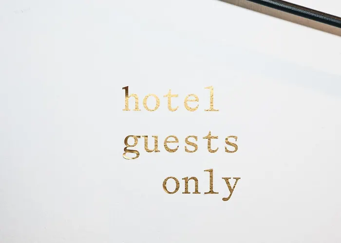 Kai 36 - Hotel zwischen Fels und Fluss
