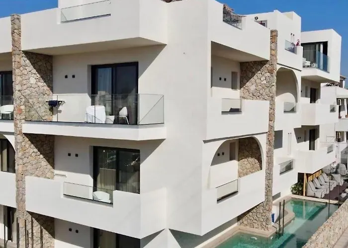 Cabana White Boutique Hotel