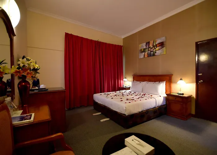 Nejoum Al Emarat