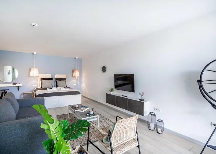 Payava Hotel By True Blue