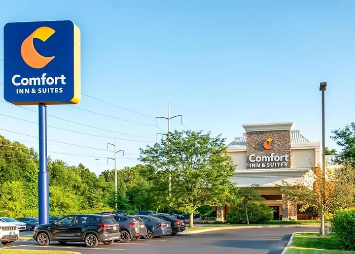 Comfort Inn & Suites Newark - Wilmington