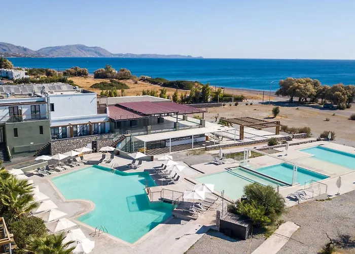 Ampelia Hotel
